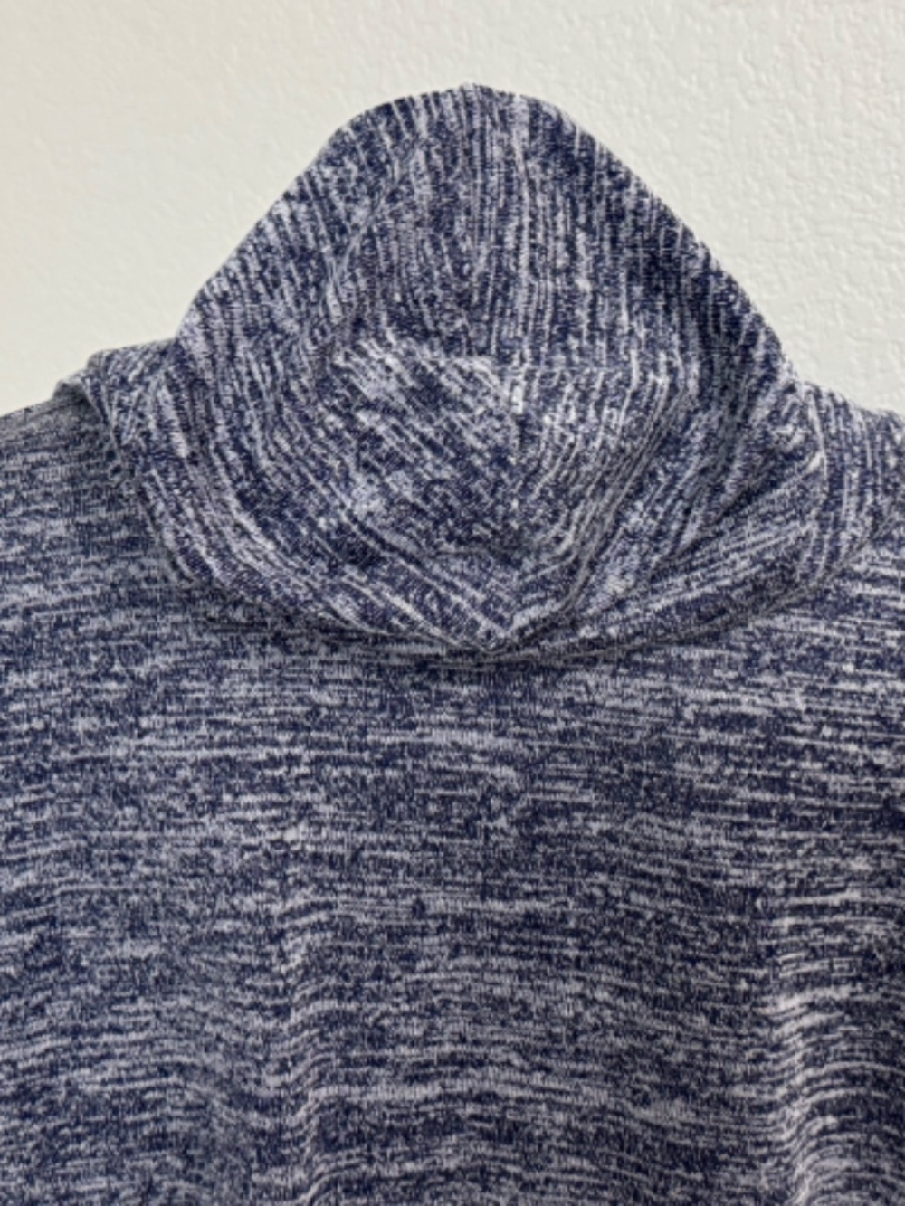 Paper Plane Lightweight Hoodie - Picture 6 of 9